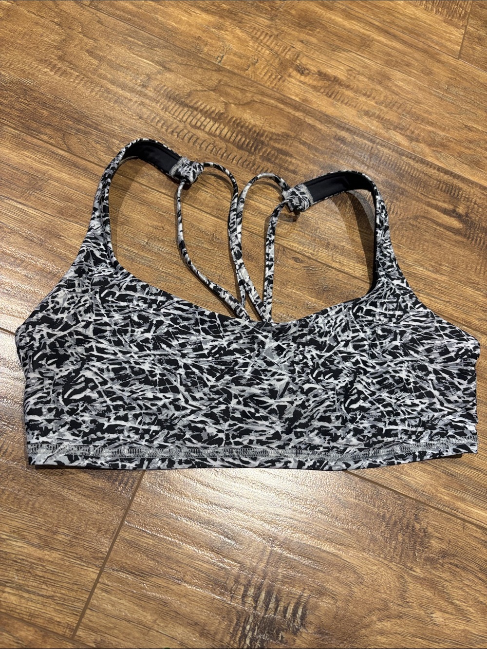 lululemon athletica Black & White Pattern Strappy Sports Bra